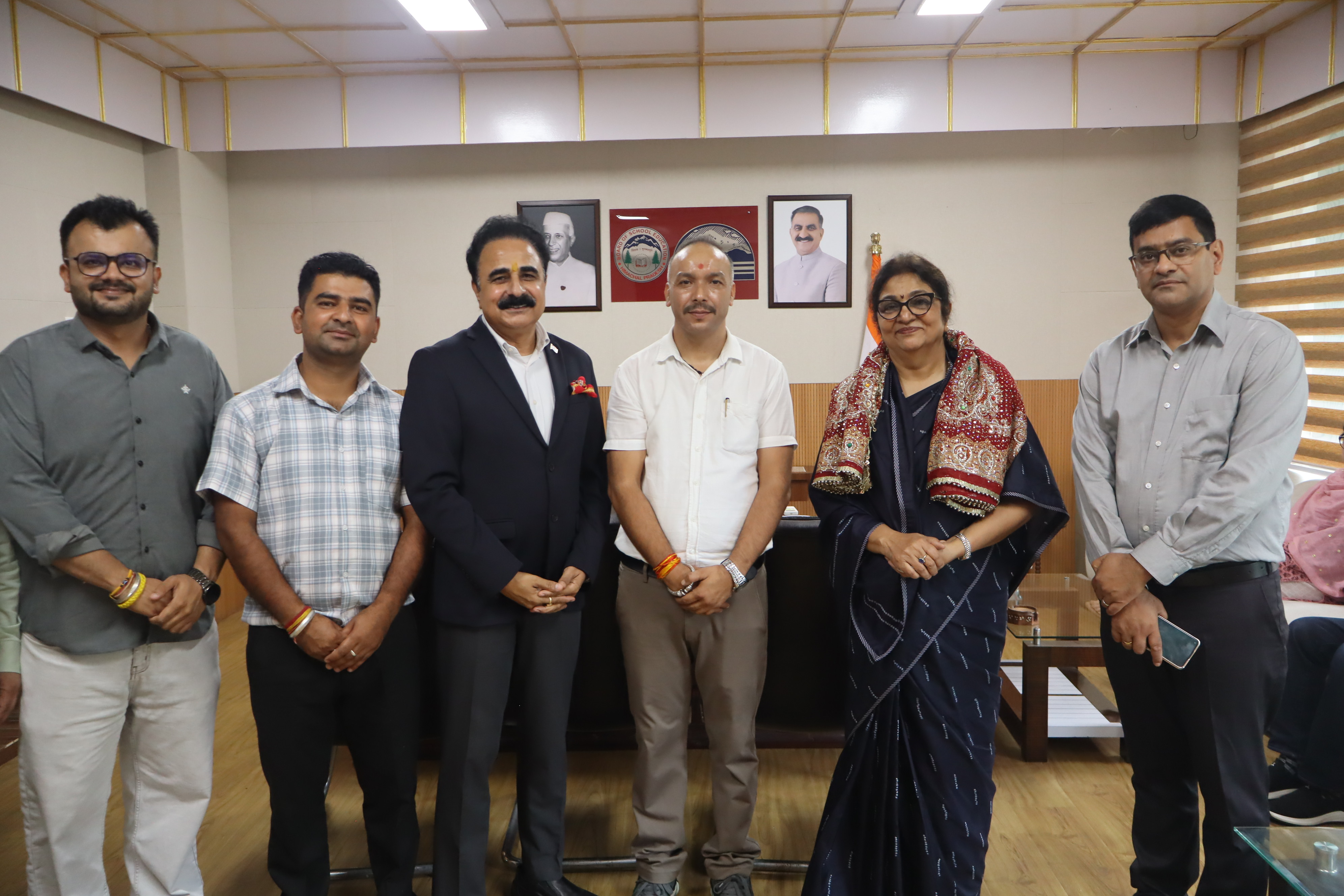 5.Hpbose Union With Chairman sir Honouring Smt. Rajni Patil Ji at HPBOSE
