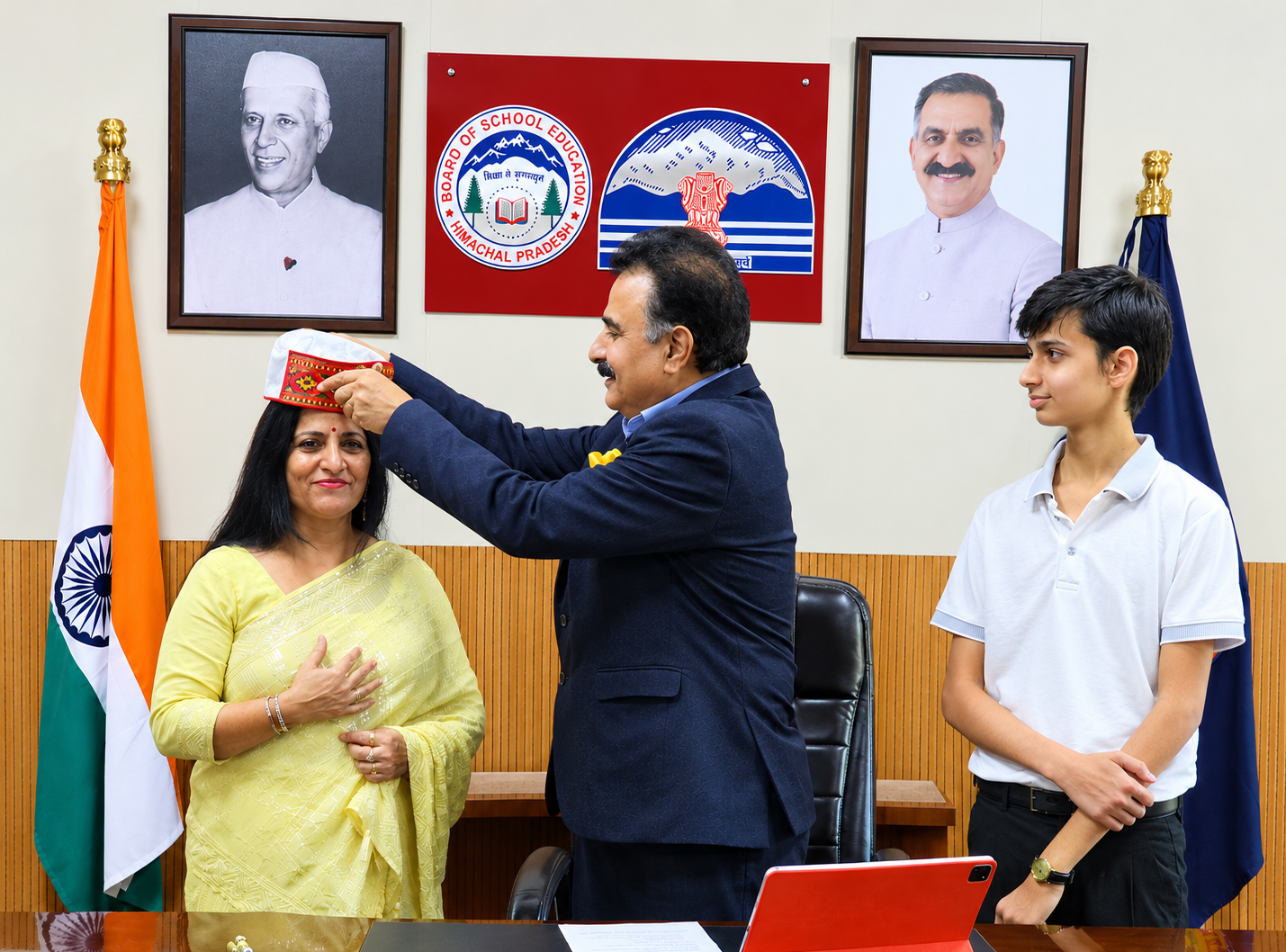 Hon’ble Chairman Honouring Ms. Manjari V. Mahajan-3