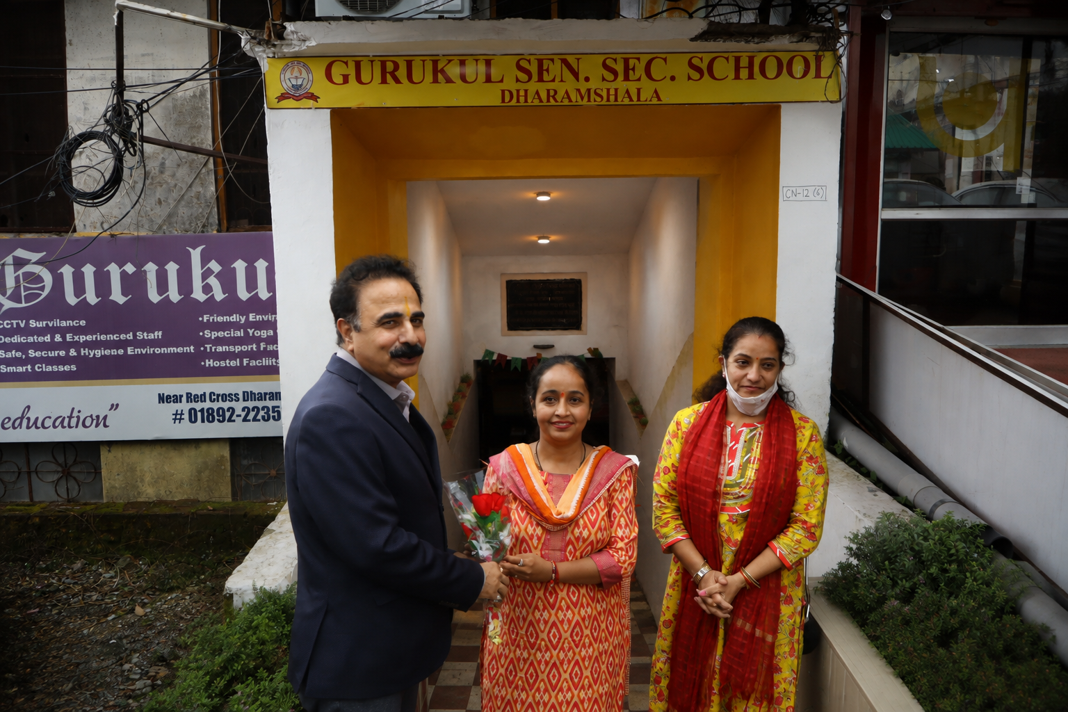 Welcome at Gurukul Sen. SEc. School Dharamshala during Education Dialogue